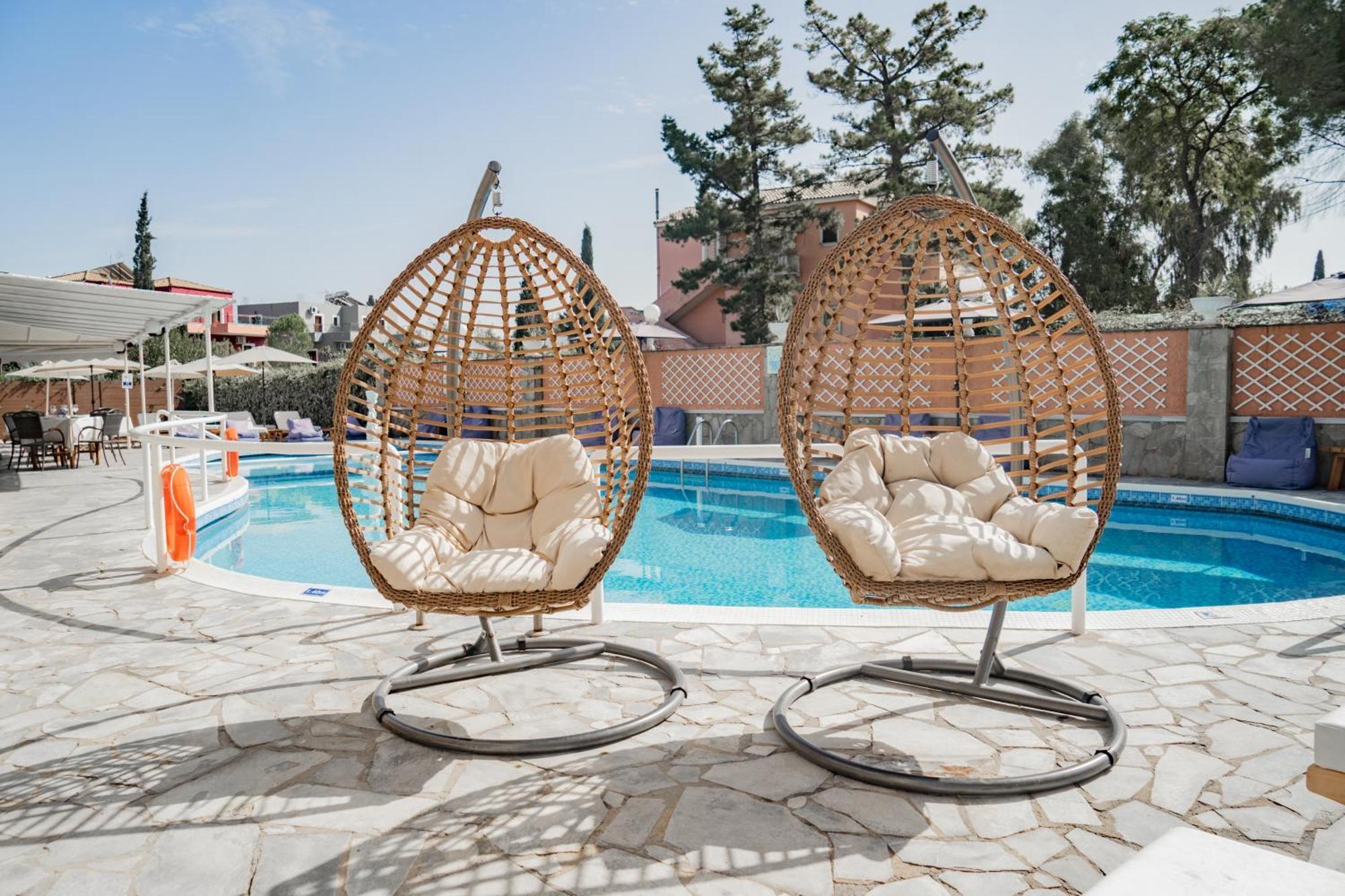 Maltezos Hotel Guviá Kültér fotó